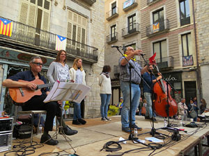 Festa Major dels 4 rius 2018. Vermut musical a la pla&ccedil;a del Vi amb Les Anxovetes