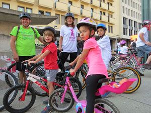 56a Festa del Pedal del GEiEG a la pla&ccedil;a de l'U d'octubre de 2017