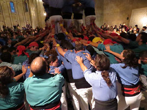 Fires 2018. Els Castells de Vig&iacute;lia al monestir de Sant Pere de Galligants, amb els Marrecs de Salt i la Colla Castellera Esperxats 