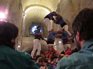 Fires 2018. Els Castells de Vig&iacute;lia al monestir de Sant Pere de Galligants, amb els Marrecs de Salt i la Colla Castellera Esperxats 