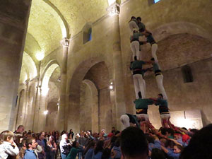 Fires 2018. Els Castells de Vig&iacute;lia al monestir de Sant Pere de Galligants, amb els Marrecs de Salt i la Colla Castellera Esperxats 