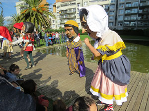 Fires 2018. 37a. Trobada de Gegants de Fires de Sant Narc&iacute;s. La cercavila