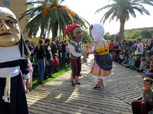 Fires 2018. 37a. Trobada de Gegants de Fires de Sant Narc&iacute;s. La cercavila