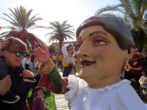 Fires 2018. 37a. Trobada de Gegants de Fires de Sant Narc&iacute;s. La cercavila