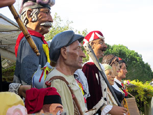 Fires 2018. 37a. Trobada de Gegants de Fires de Sant Narc&iacute;s. La plantada