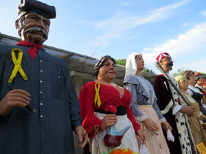 Fires 2018. 37a. Trobada de Gegants de Fires de Sant Narc&iacute;s. La plantada