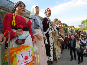Fires 2018. 37a. Trobada de Gegants de Fires de Sant Narc&iacute;s. La plantada