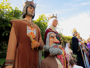 Fires 2018. 37a. Trobada de Gegants de Fires de Sant Narc&iacute;s. La plantada