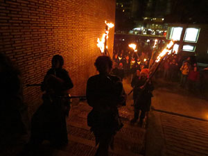Fires 2018. Espectacle de foc i m&uacute;sica Llumin&agrave;ries de Fires, a c&agrave;rrec de Taller de Magn&egrave;sia i Els Berros de la Cort