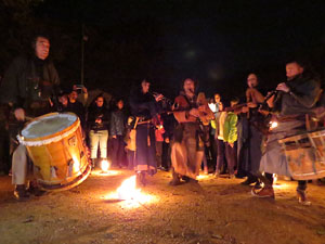 Fires 2018. Espectacle de foc i m&uacute;sica Llumin&agrave;ries de Fires, a c&agrave;rrec de Taller de Magn&egrave;sia i Els Berros de la Cort