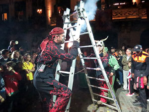 Fires 2018. Preg&oacute; a c&agrave;rrec de Diables de l'Onyar, que celebren el seu 30&egrave; aniversari