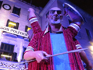 Fires 2018. Preg&oacute; de Fires. Entrada i ballades de capgrossos, gegants i far&agrave;ndula a la pla&ccedil;a del Vi