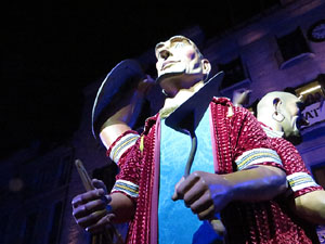 Fires 2018. Preg&oacute; de Fires. Entrada i ballades de capgrossos, gegants i far&agrave;ndula a la pla&ccedil;a del Vi