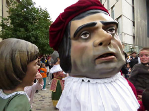 Fires 2018. Preg&oacute; de Fires. Les cercaviles de gegants i capgrossos fins la pla&ccedil;a del Vi