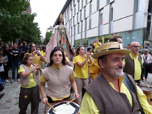 Fires 2018. Preg&oacute; de Fires. Les cercaviles de gegants i capgrossos fins la pla&ccedil;a del Vi