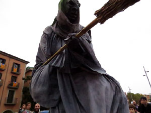 Fires 2018. Preg&oacute; de Fires. Les cercaviles de gegants i capgrossos fins la pla&ccedil;a del Vi