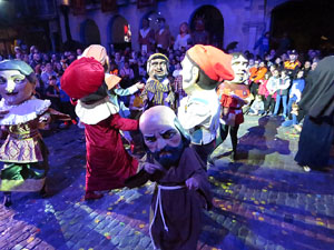 Fires 2018. Preg&oacute; de Fires. Balls de l'&Agrave;liga i els gegants de la ciutat