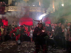 Fires 2018. Preg&oacute; de Fires. Balls de l'&Agrave;liga i els gegants de la ciutat