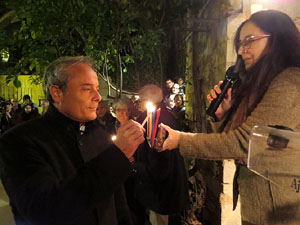 Nadal 2018 a Girona. Encesa de les llums de Hanukk&agrave; al pati dels Rabins