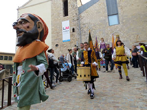 Fires de Sant Narc&iacute;s 2018. Toc de rams. Canvi dels rams de flors de les gegantes de Girona