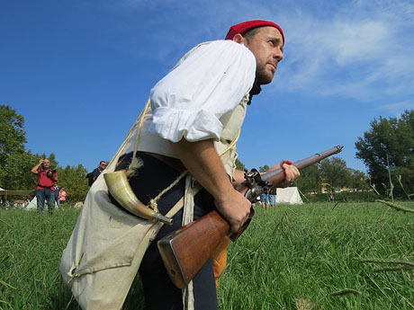 XI Festa Reviu els Setges Napole&ograve;nics de Girona. Recreaci&oacute; d'una batalla napole&ograve;nica al Parc de les Ribes del Ter