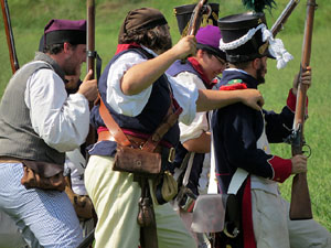 XI Festa Reviu els Setges Napole&ograve;nics de Girona. Recreaci&oacute; d'una batalla napole&ograve;nica al Parc de les Ribes del Ter
