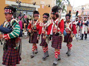 XI Festa Reviu els Setges Napole&ograve;nics de Girona. Desfilada pels carrers de Girona
