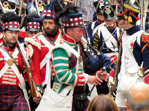 XI Festa Reviu els Setges Napole&ograve;nics de Girona. Desfilada pels carrers de Girona