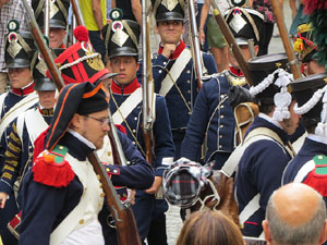 XI Festa Reviu els Setges Napole&ograve;nics de Girona. Desfilada pels carrers de Girona