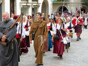 XI Festa Reviu els Setges Napole&ograve;nics de Girona. Desfilada pels carrers de Girona
