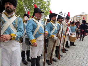 XI Festa Reviu els Setges Napole&ograve;nics de Girona. Desfilada pels carrers de Girona
