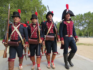 XI Festa Reviu els Setges Napole&ograve;nics de Girona. Desfilada pels carrers de Girona