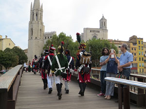 XI Festa Reviu els Setges Napole&ograve;nics de Girona. Desfilada pels carrers de Girona