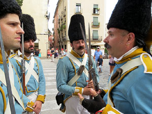 XI Festa Reviu els Setges Napole&ograve;nics de Girona. Desfilada pels carrers de Girona