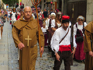 XI Festa Reviu els Setges Napole&ograve;nics de Girona. Desfilada pels carrers de Girona