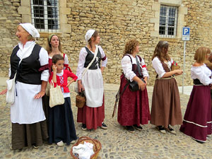XI Festa Reviu els Setges Napole&ograve;nics de Girona. Presentaci&oacute; a la pla&ccedil;a de Sant Dom&egrave;nec