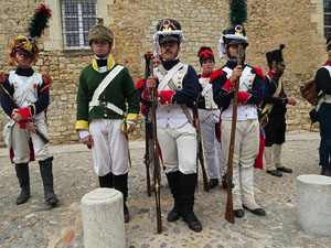 XI Festa Reviu els Setges Napole&ograve;nics de Girona. Presentaci&oacute; a la pla&ccedil;a de Sant Dom&egrave;nec