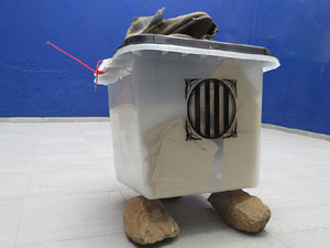 Exposici&oacute; '55 urnes per la Llibertat' a la Fundaci&oacute; Fita, a la Casa de Cultura de Girona