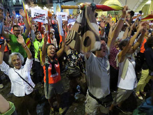 Assaig de la manifestaci&oacute; de l'11 de setembre a la pla&ccedil;a del Vi