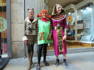 Carnestoltes 2019 a Girona. Disfresses i cercavila pels carrers del Barri Vell