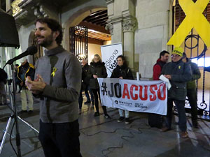 Concentraci&oacute; a la pla&ccedil;a del Vi per la independ&egrave;ncia i la llibertat dels presos pol&iacute;tics