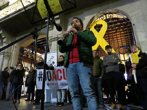 Concentraci&oacute; a la pla&ccedil;a del Vi per la independ&egrave;ncia i la llibertat dels presos pol&iacute;tics