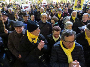Concentraci&oacute; a la pla&ccedil;a del Vi per la independ&egrave;ncia i la llibertat dels presos pol&iacute;tics