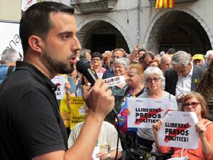 Concentraci&oacute; a la pla&ccedil;a del Vi per la independ&egrave;ncia i la llibertat dels presos pol&iacute;tics