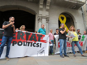 Concentraci&oacute; a la pla&ccedil;a del Vi per la independ&egrave;ncia i la llibertat dels presos pol&iacute;tics