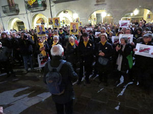Concentraci&oacute; a la pla&ccedil;a del Vi per la independ&egrave;ncia i la llibertat dels presos pol&iacute;tics