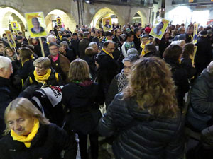 Concentraci&oacute; a la pla&ccedil;a del Vi per la independ&egrave;ncia i la llibertat dels presos pol&iacute;tics
