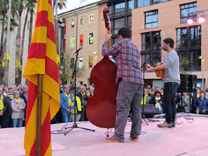 Concentraci&oacute; a la pla&ccedil;a de Santa Susanna del Mercadal