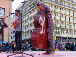 Concentraci&oacute; a la pla&ccedil;a de Santa Susanna del Mercadal