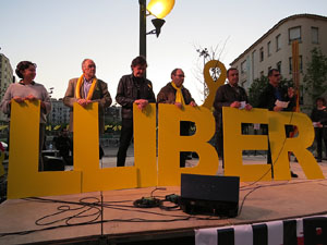 Concentraci&oacute; a la pla&ccedil;a de Santa Susanna del Mercadal
